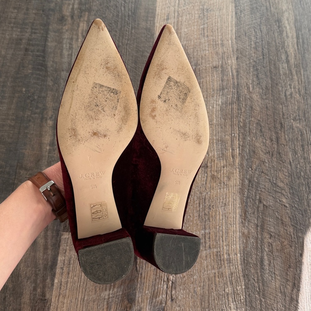 J.Crew women’s US 9.5 burgundy velvet block heel pumps point toe Italy made - Picture 11 of 16